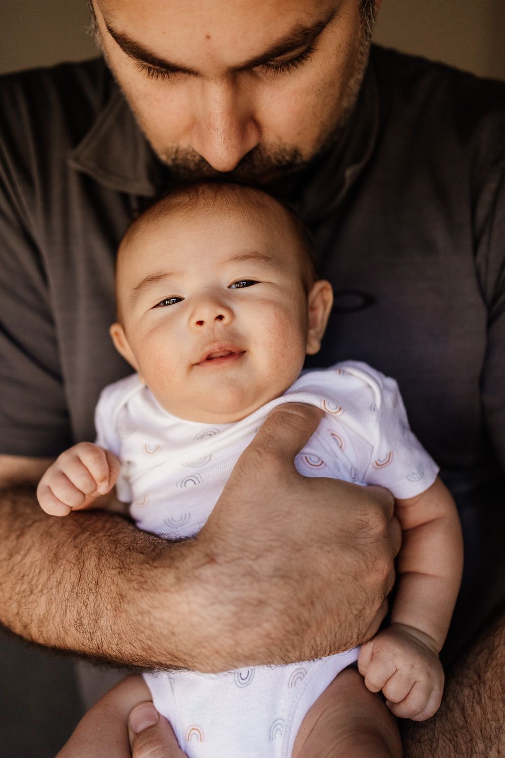 Cindy Tucey Photography captures lifestyle newborn photos in San Jose, California
