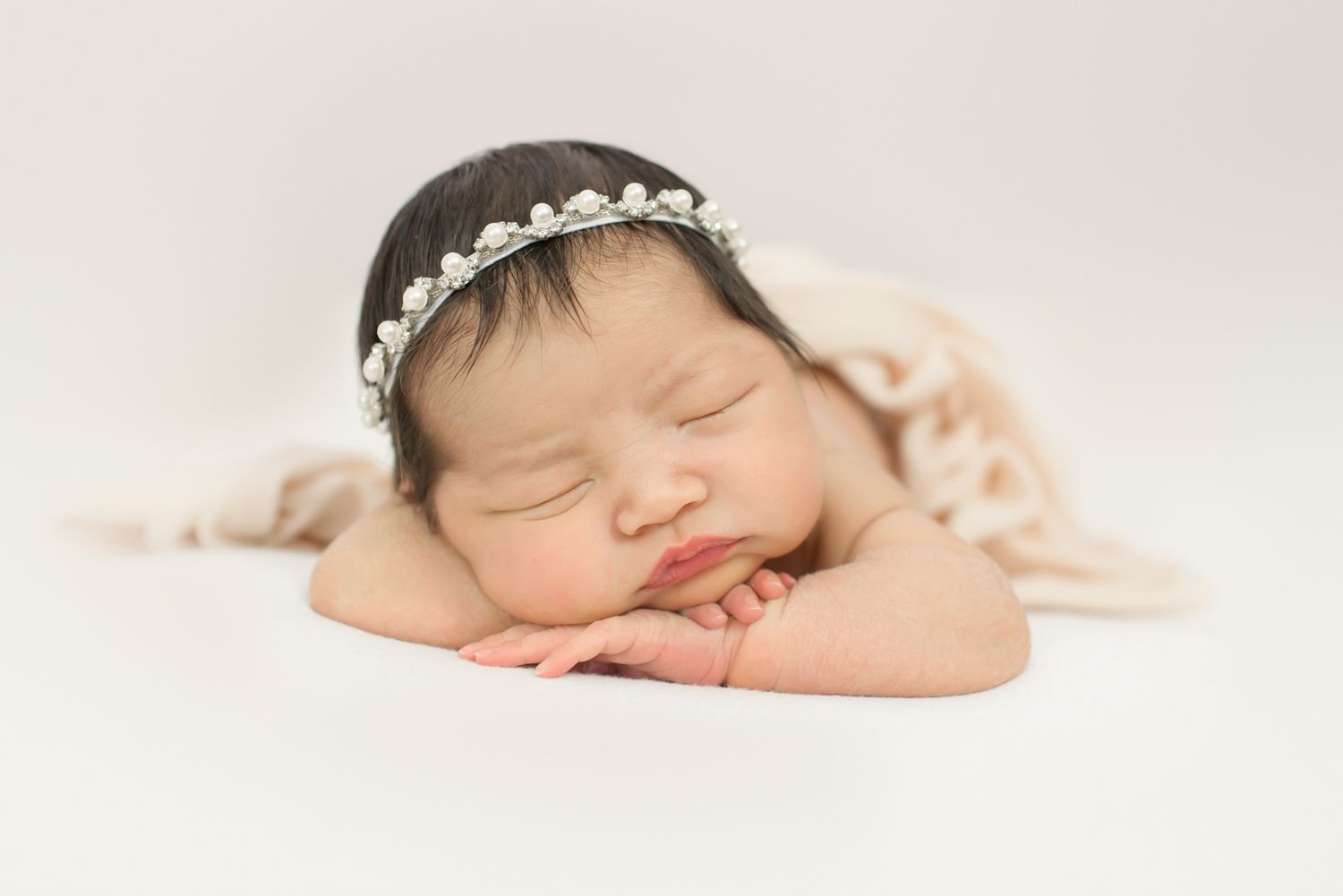 Durham NC Maternity | Maternity photographer | Durham NC photographer | Durham NC Newborn photographer. Studio photographer in Durahm NC