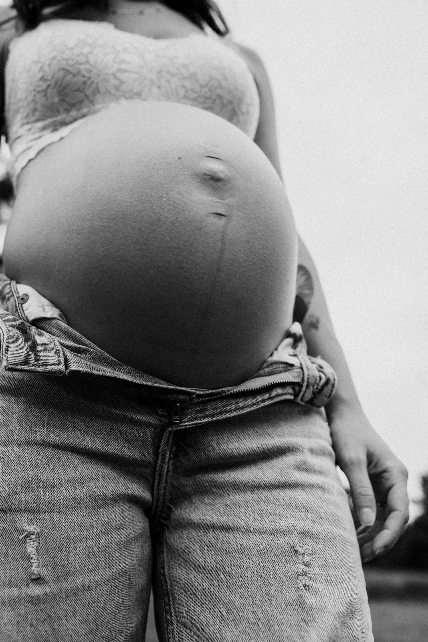 bare pregnant belly maternity portrait in suffolk, virginia