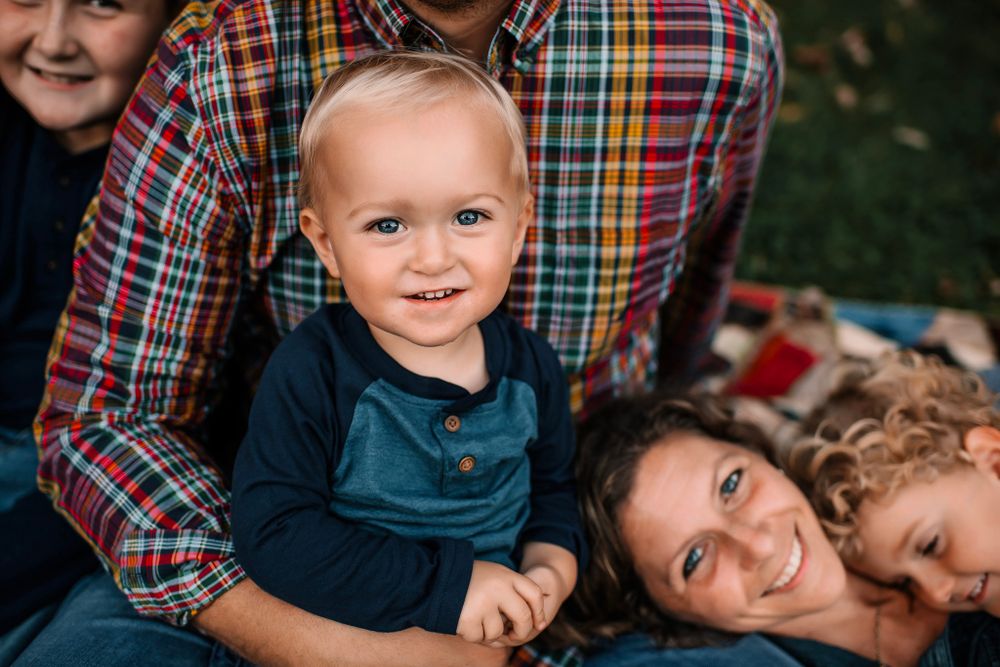 Livonia Michigan Family Photographer