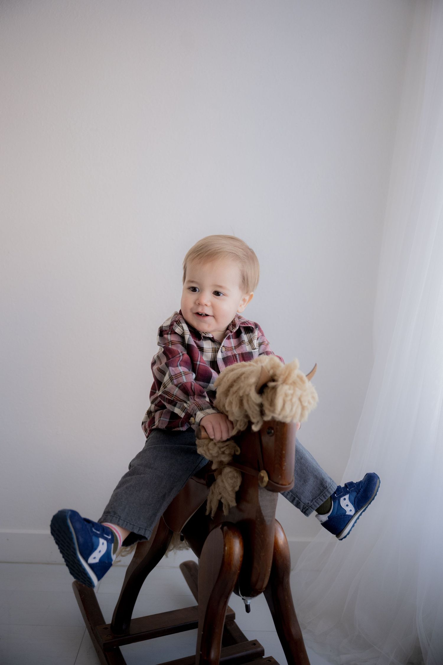 Fort Collins Colorado newborn photography in home lifestyle