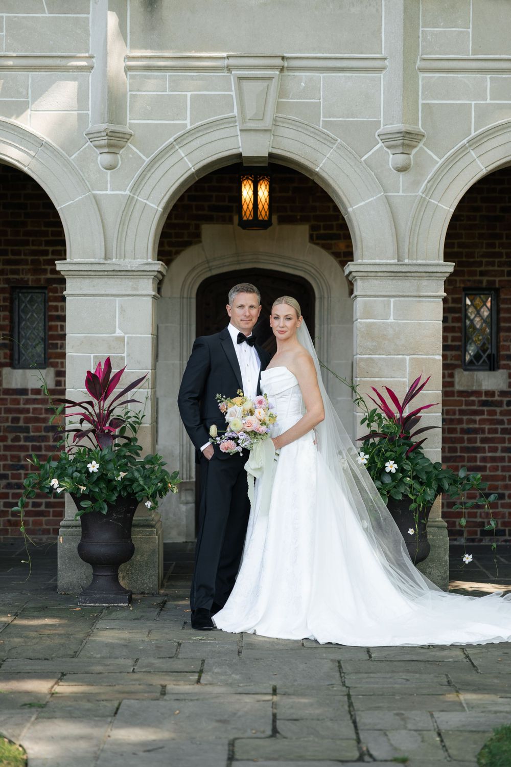 wedding photography | cincinnati wedding photographer | cincinnati engagement photography | documentary wedding photography | true-to-color