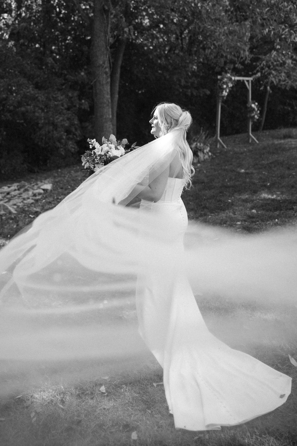 wedding photography | cincinnati wedding photographer | cincinnati engagement photography | documentary wedding photography | true-to-color
