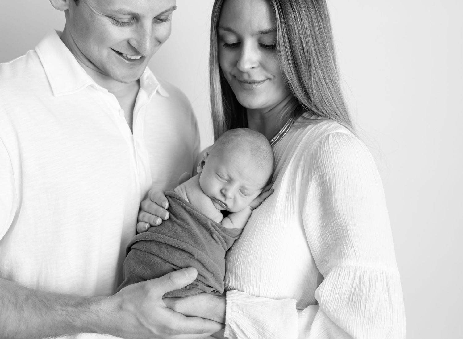 Newborn and family photographer in Holly Springs NC and Raleigh NC