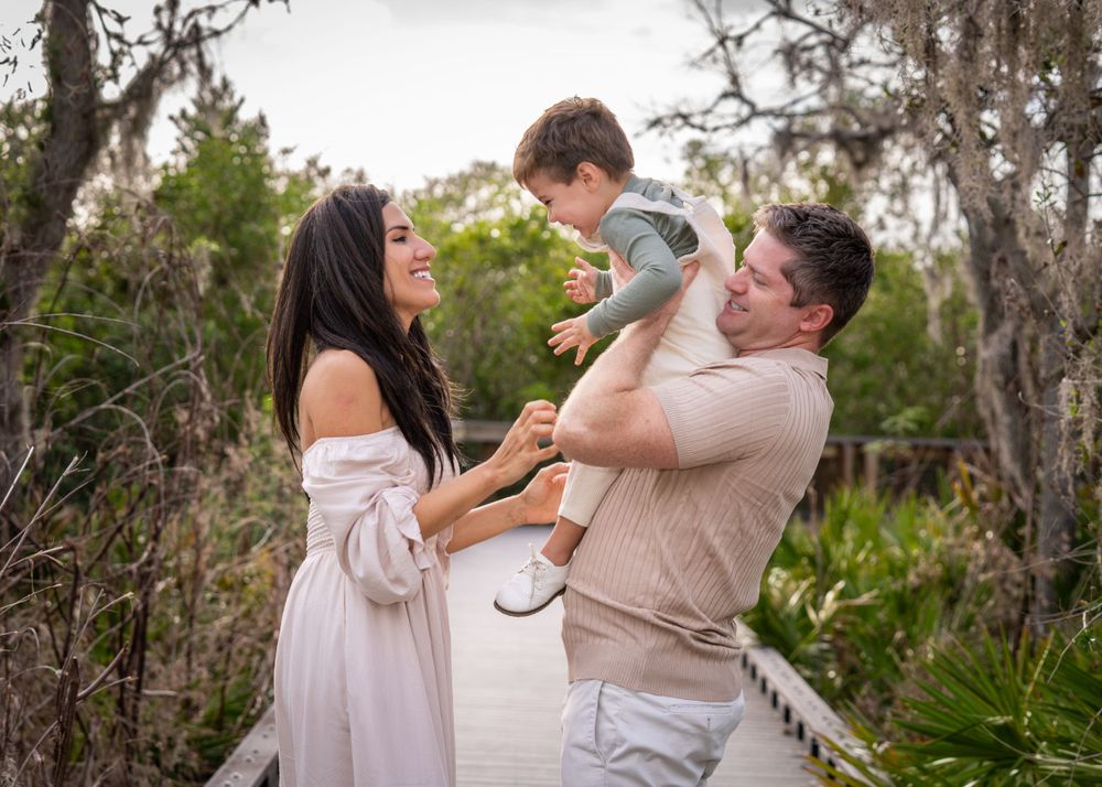 Family Park-Holiday-photo session-BE Jazy Photography-St Pete-Clearwater Photographer-Family photographer-Boca Ciega Millennium Park