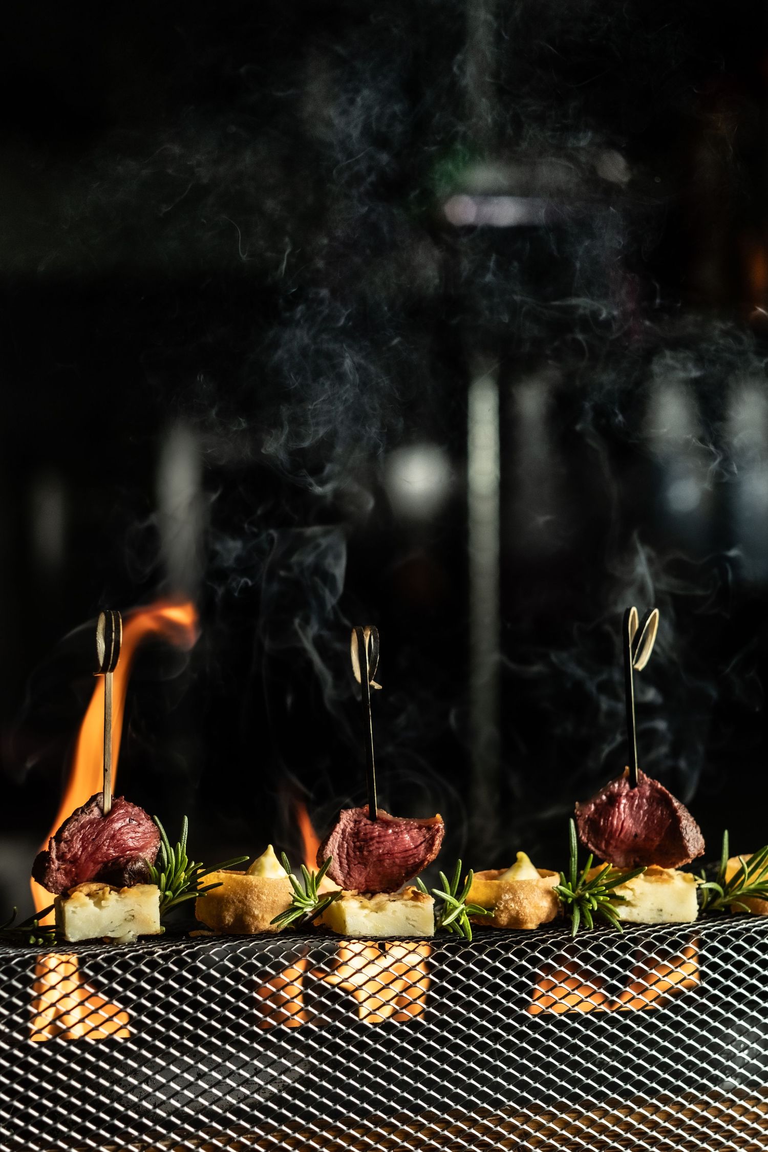 Luxury steak, béarnaise and potato rosti canapé for outside catering company Aretsi based in Birmingham