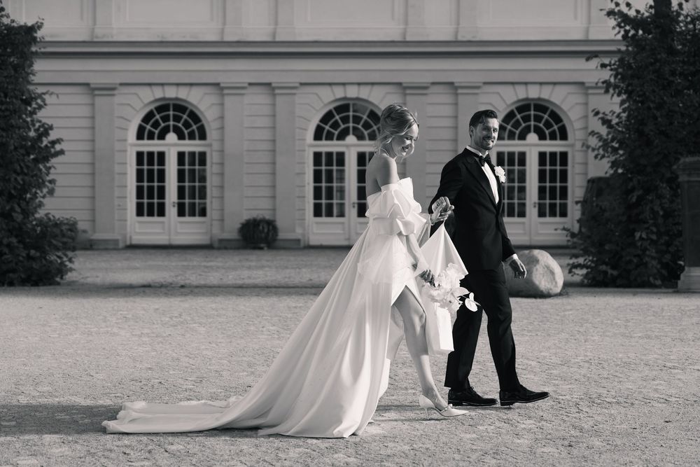 Hochzeitsfotograf Berlin begleitet Brautpaar am Schloss Charlottenburg