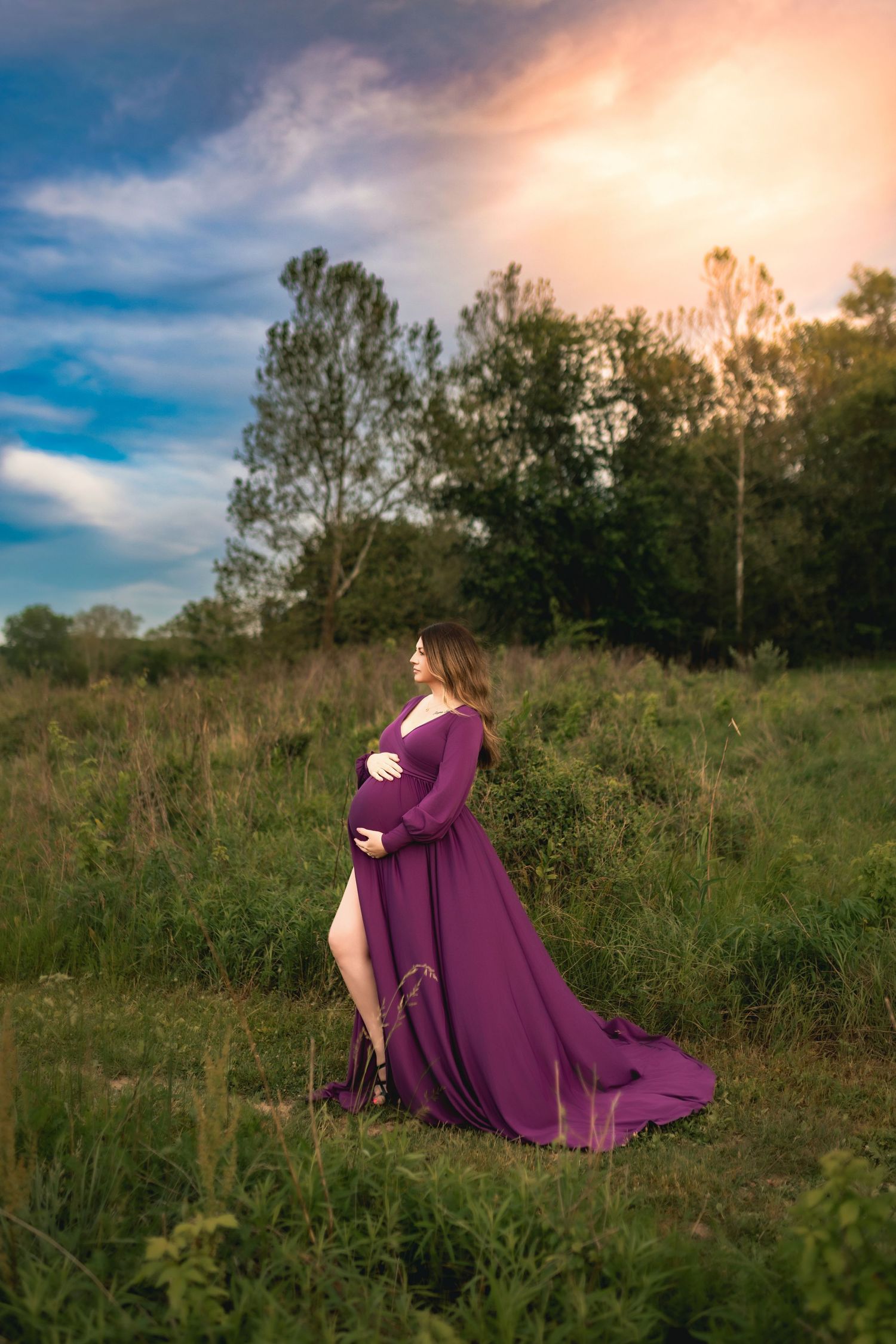 Maternity Photoshoot in Fort Wayne Indiana with Tiffany Bergamino Photography