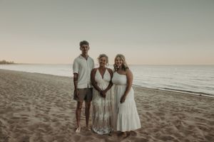 Family Photographer | Creative Art By Bree LLC