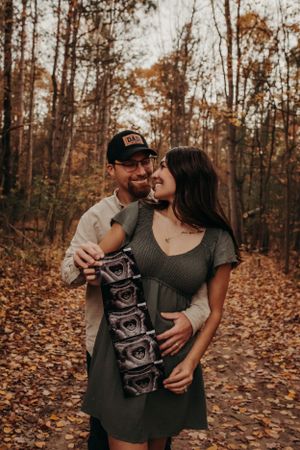 Michigan Maternity Photographer | Creative Art By Bree LLC