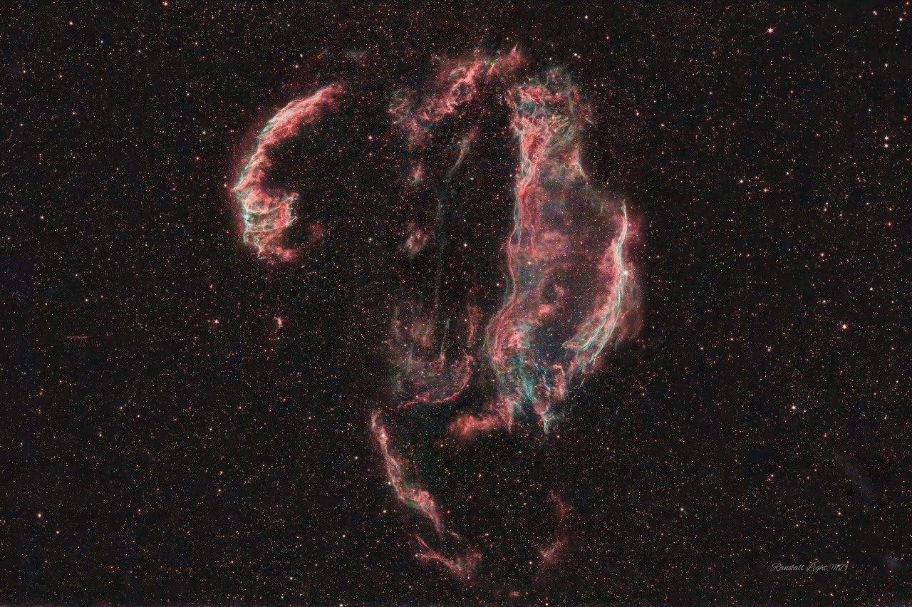 VEIL NEBULA COMPLEX, NGC 6995
