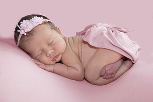 posed newborn photography