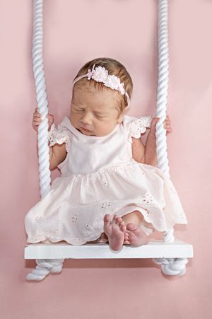 posed newborn photography