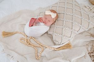 lifestyle newborn session