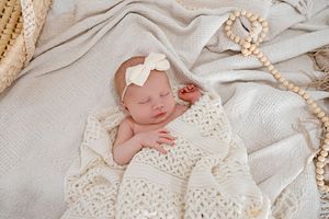 lifestyle newborn session