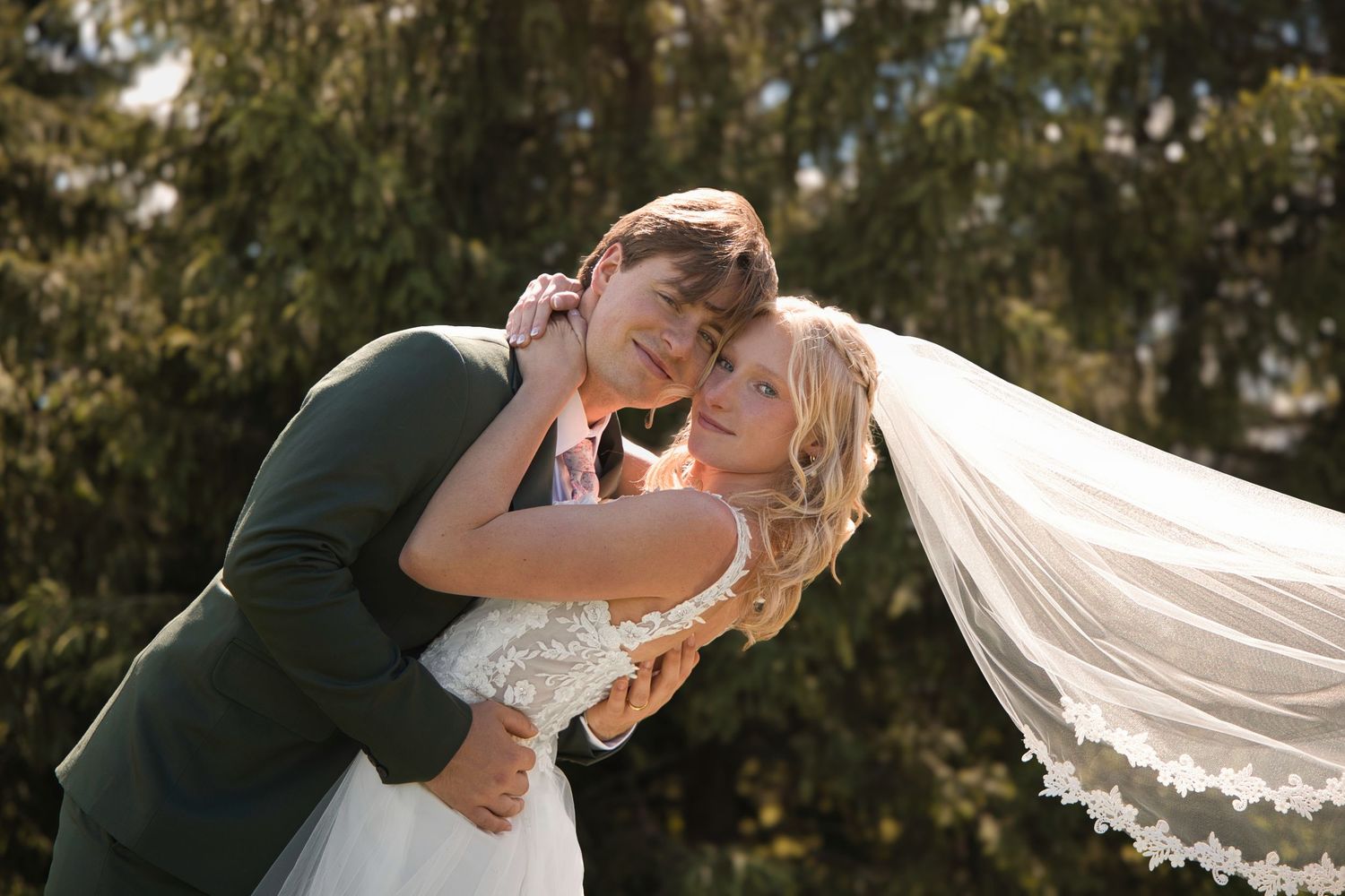 Wedding portrait, bride and groom photos, wedding photos near me, wedding photographer, affordable wedding photos