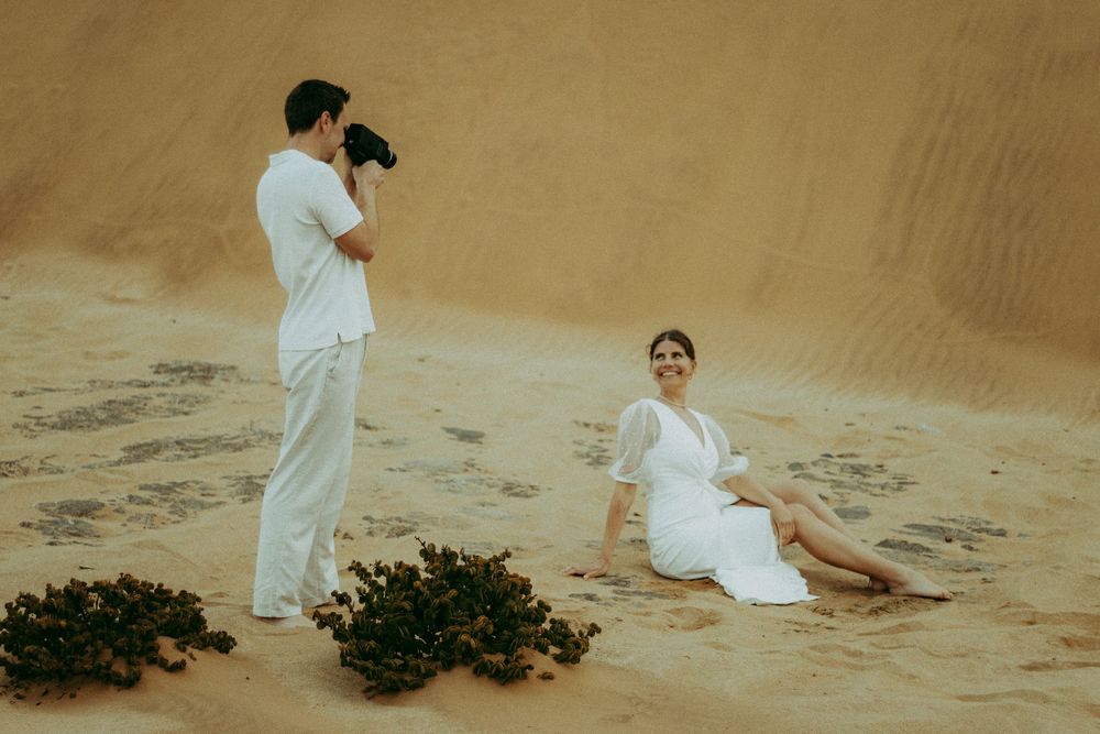 Destination photoshoots, engagements, family photoshoots, in the Dunes near Swakopmund, Namibia. For travelers.