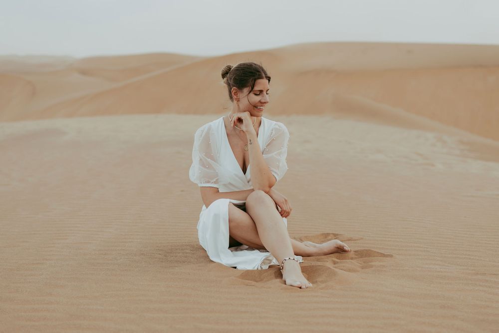 Destination photoshoots, engagements, family photoshoots, in the Dunes near Swakopmund, Namibia. For travelers.