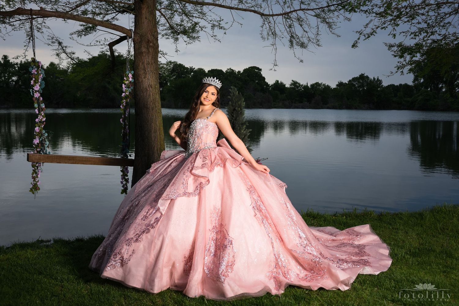 Luxury quinceañera horse portraits at Rancho de las 4 Riatas in Grand Prairie captured by Fotolilly Photography for DFW families