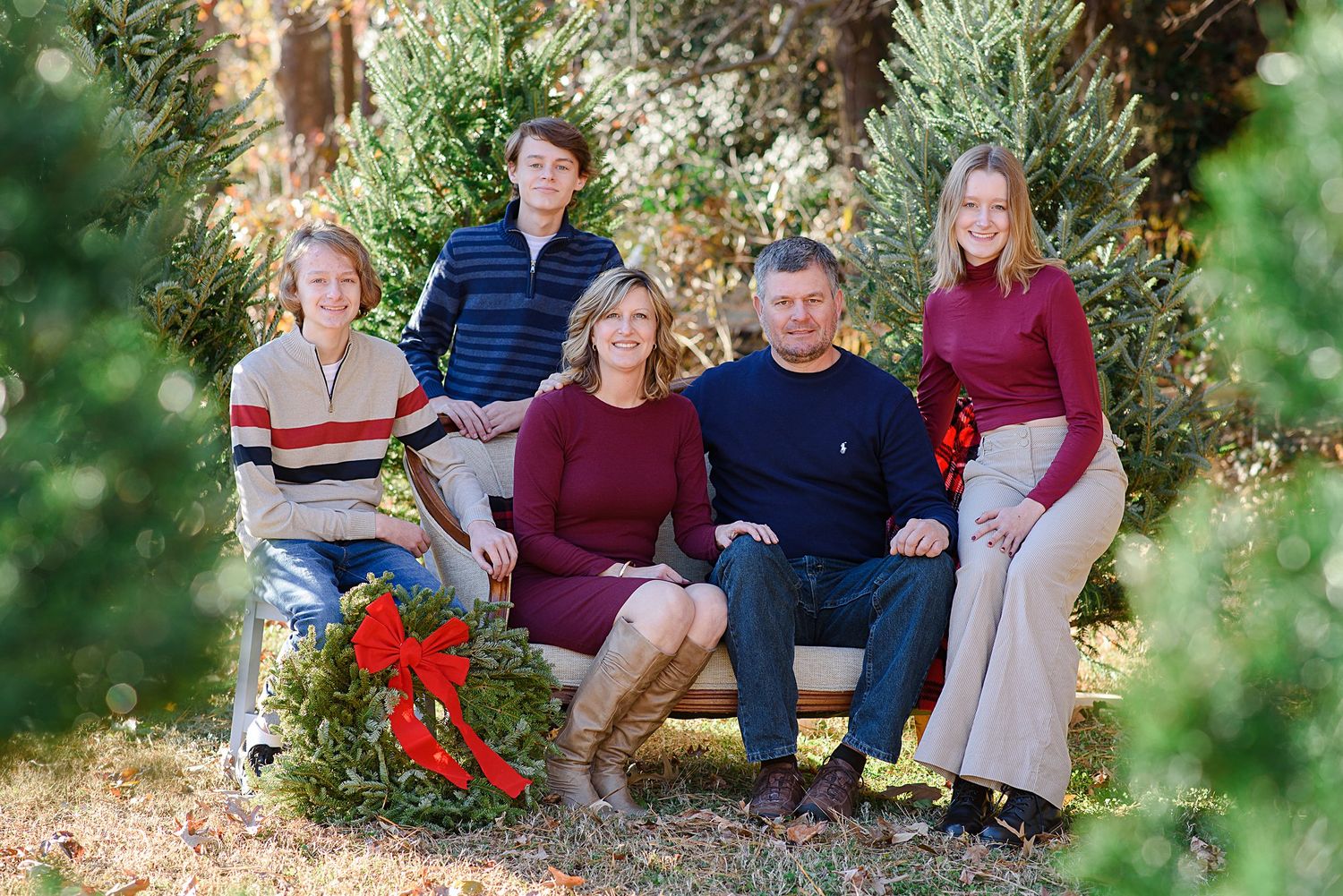family of five christmas minis tree farm