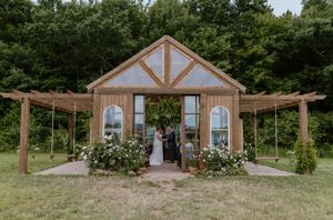 The Greenhouse on Strawberry Lane, Annapolis Valley, Nova Scotia, Elopement, Intimate Wedding, Halifax Photographer