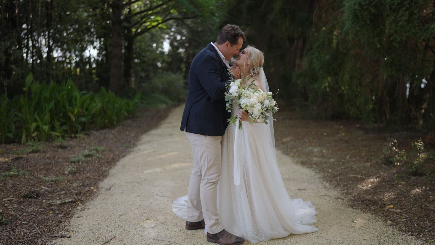 Napier Videographer, Hawkes Bay Videographer, Meadowood House Wedding, NZ Videographer