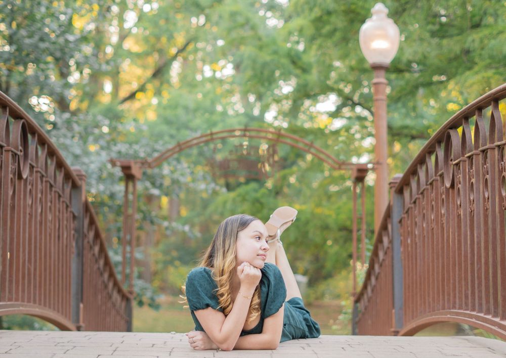 Wichita, KS - Senior portrait photographer