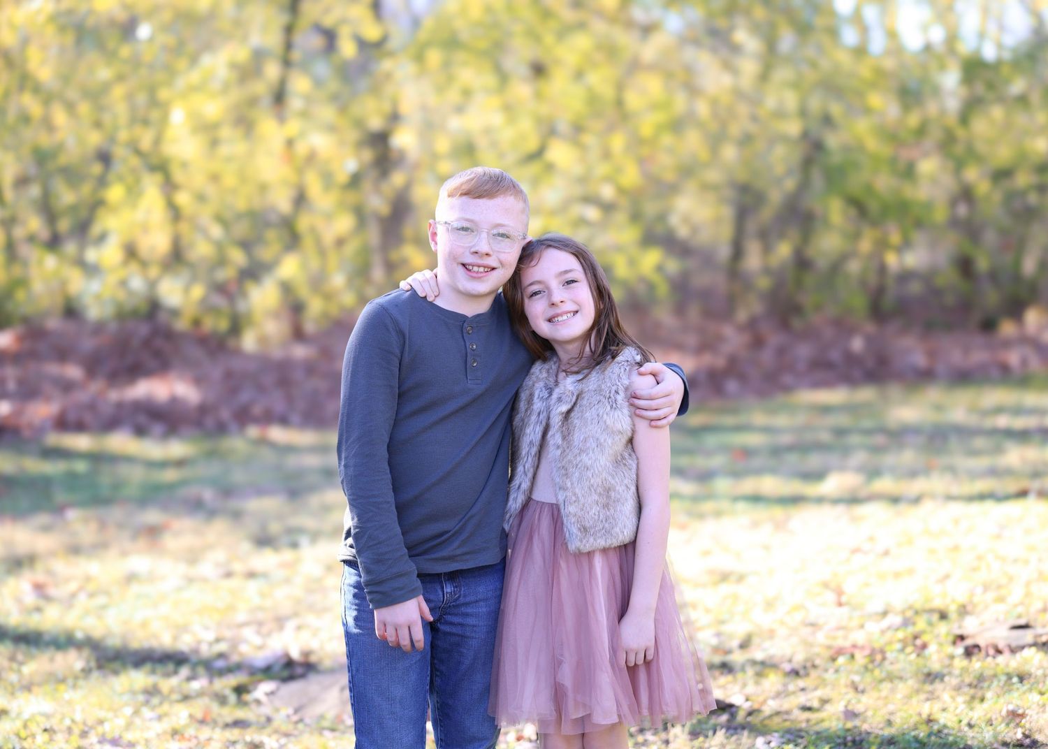 Siblings Photo Sessions in Tuscarawas County, Ohio.