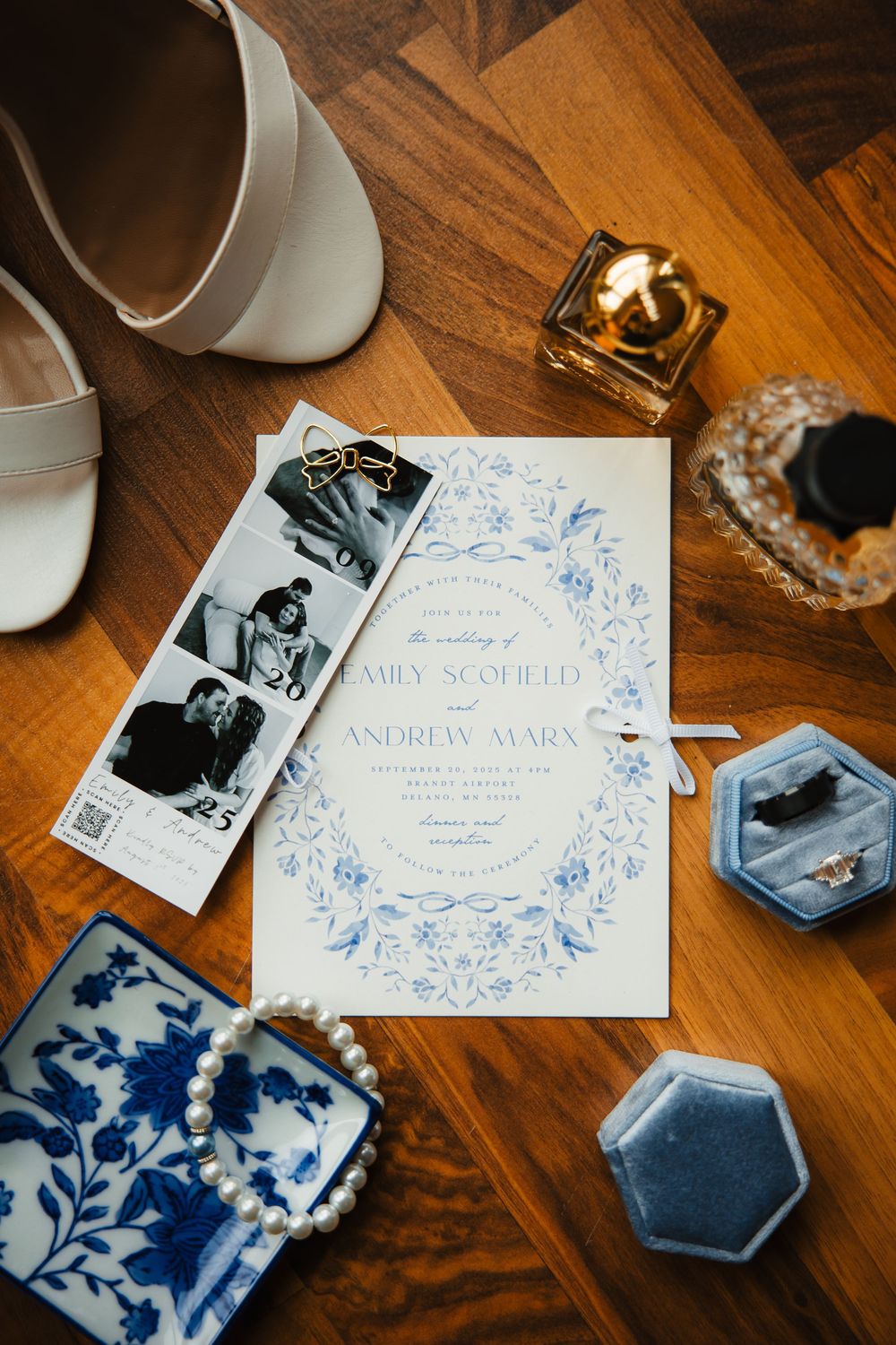 Details of a northern minnesota wedding