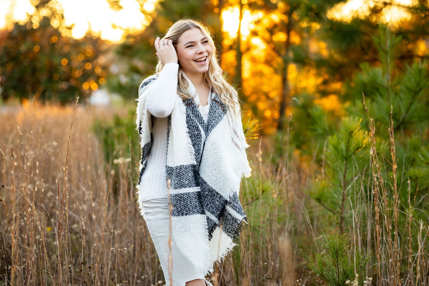 Fall Photos in Richmond, Virginia | Tall Grass Autumn Portraits | Family Fall Photos in RVA