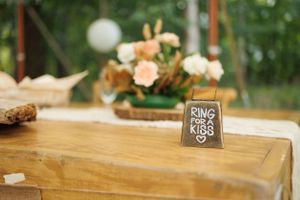 A wedding reception photographed by Hudson Valley based photographer, Sasha Pierre-Louis
