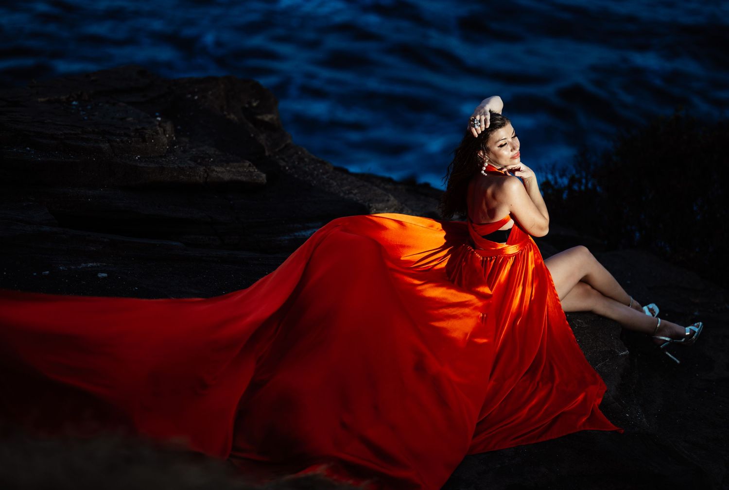 Flying dress photographer
Flying dress Oahu Hawaii
Flying dress photoshoot 
Beach photoshoot 
Photographer Oahu Hawaii
Flying dress beach