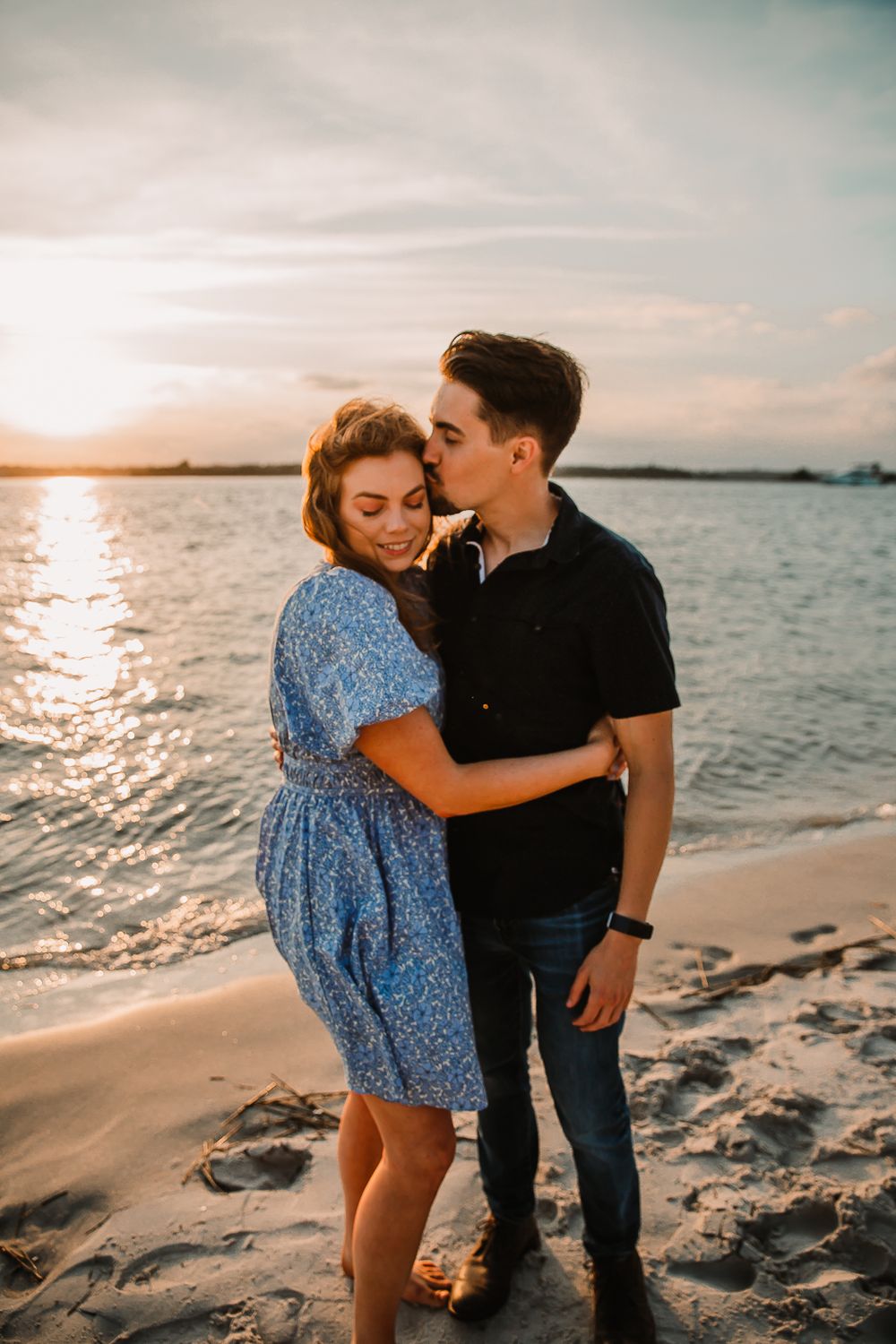 wilmington north carolina photographer beach photography golden hour lifestyle photos engagement photographer