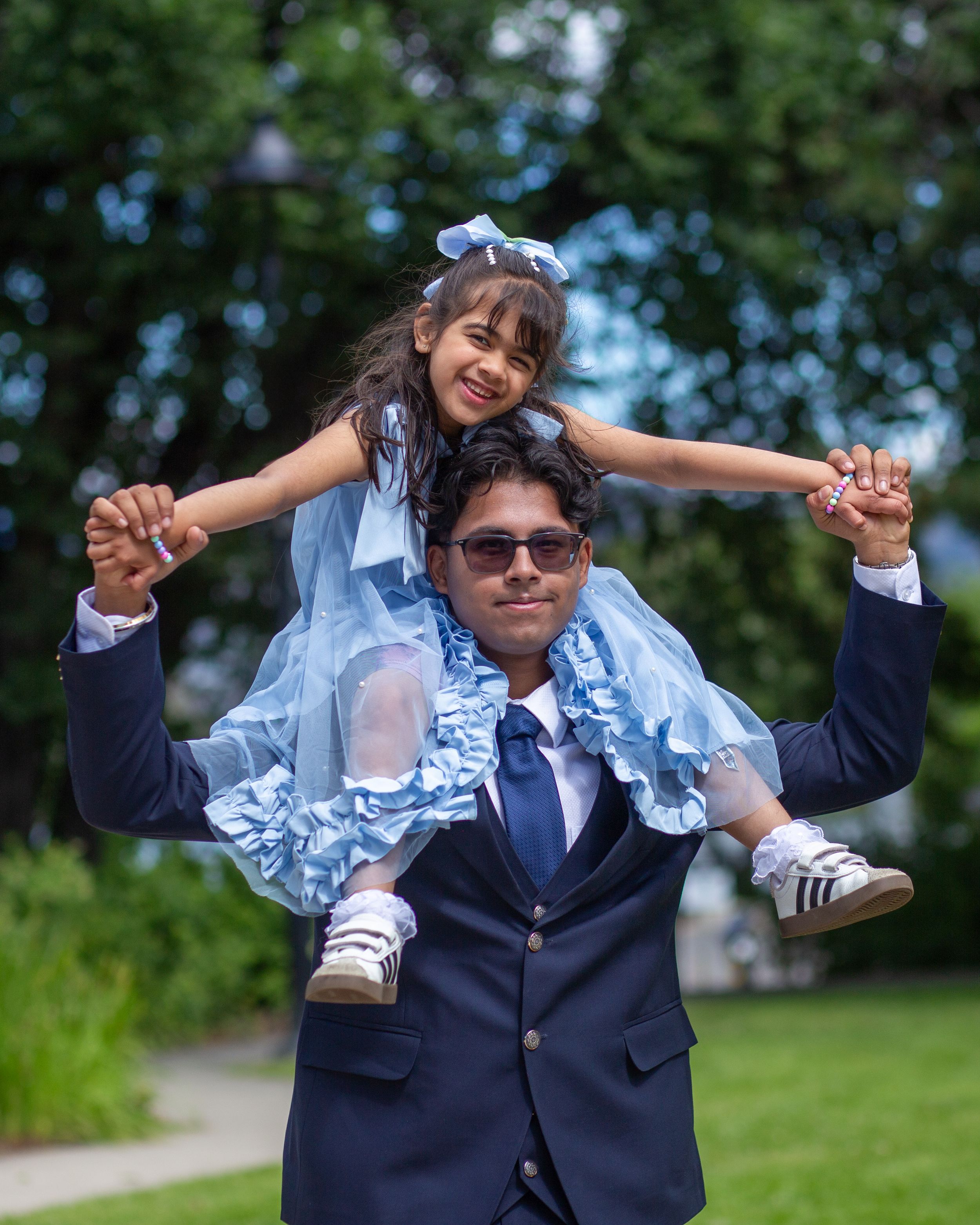 #kamloopsphotographer #kamloopsbc #kamloopsmoms #kamloopsdogs #kamloopslife #familyphotography #petphotography #gradphotos #allmemoriesphoto