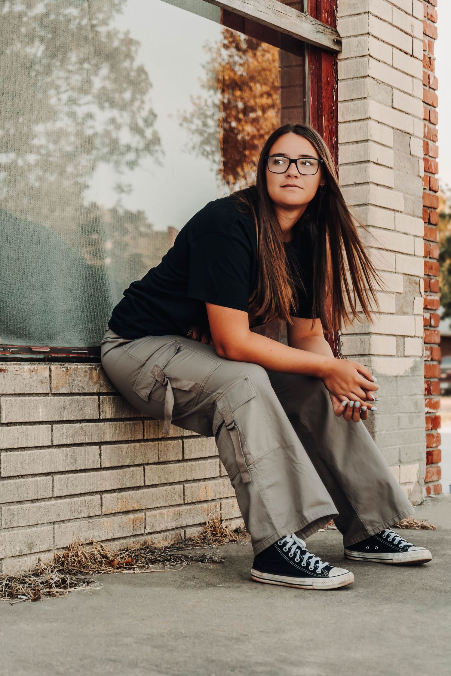 southeast-ks-senior-portrait-downtown