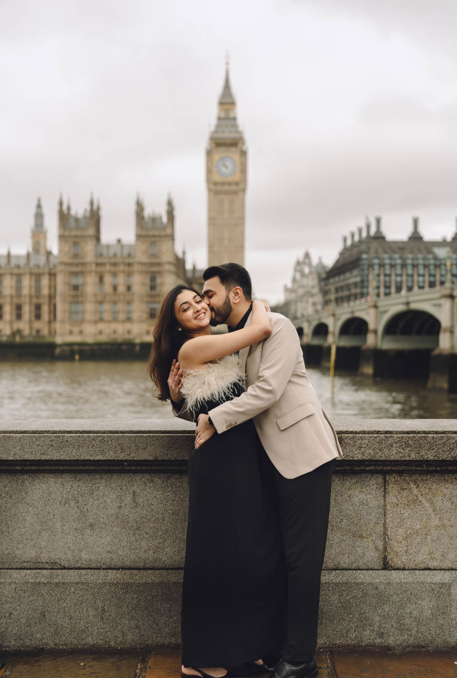 London couple photoshoot
London engagement photoshoot
London style photoshoot