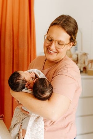 Clara TILLAUT puéricultrice bébé bain thalasso yvelines