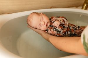 bébé dans son thalasso bain reportage photo yvelines