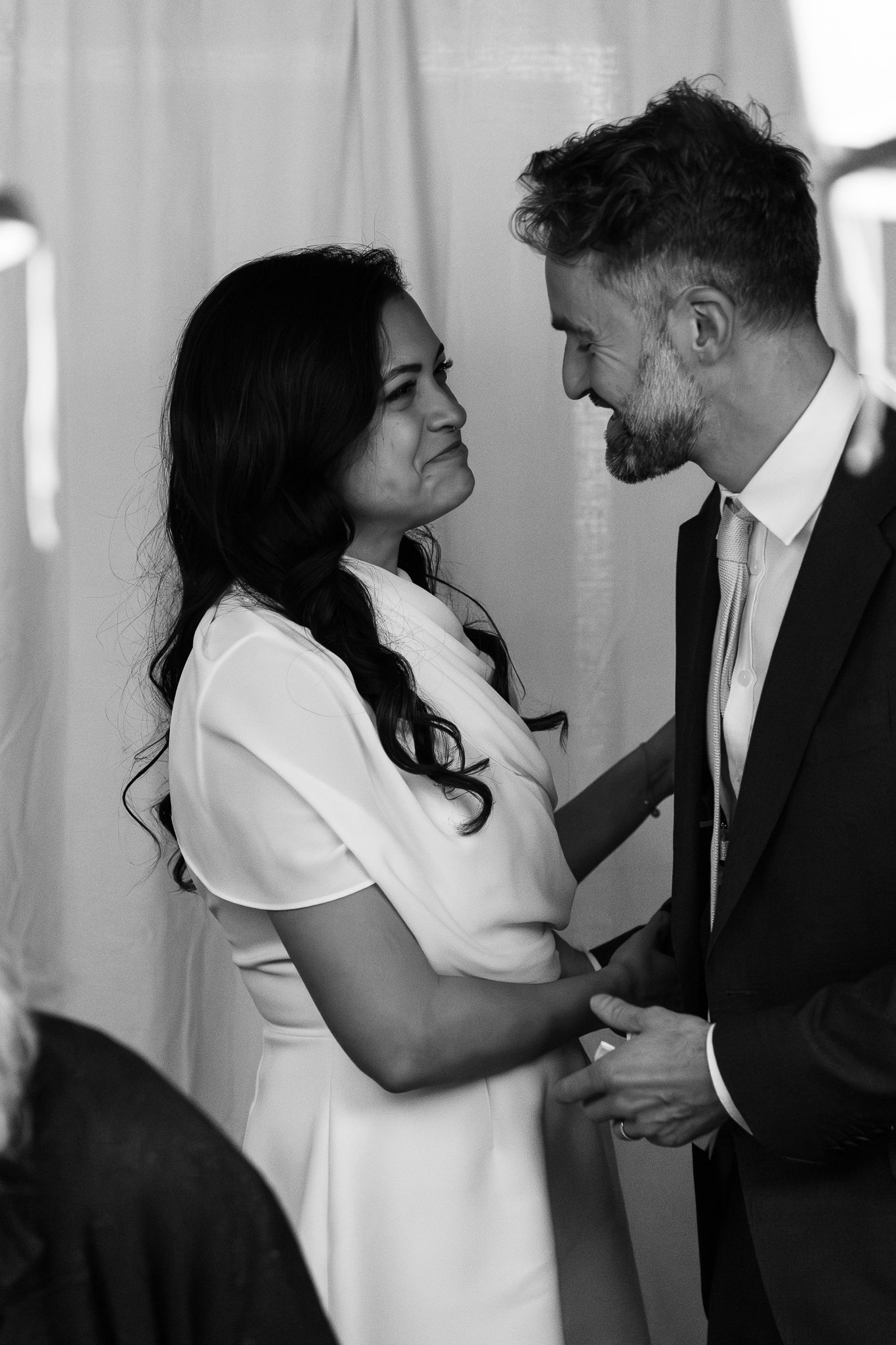 contemporary wedding photographer