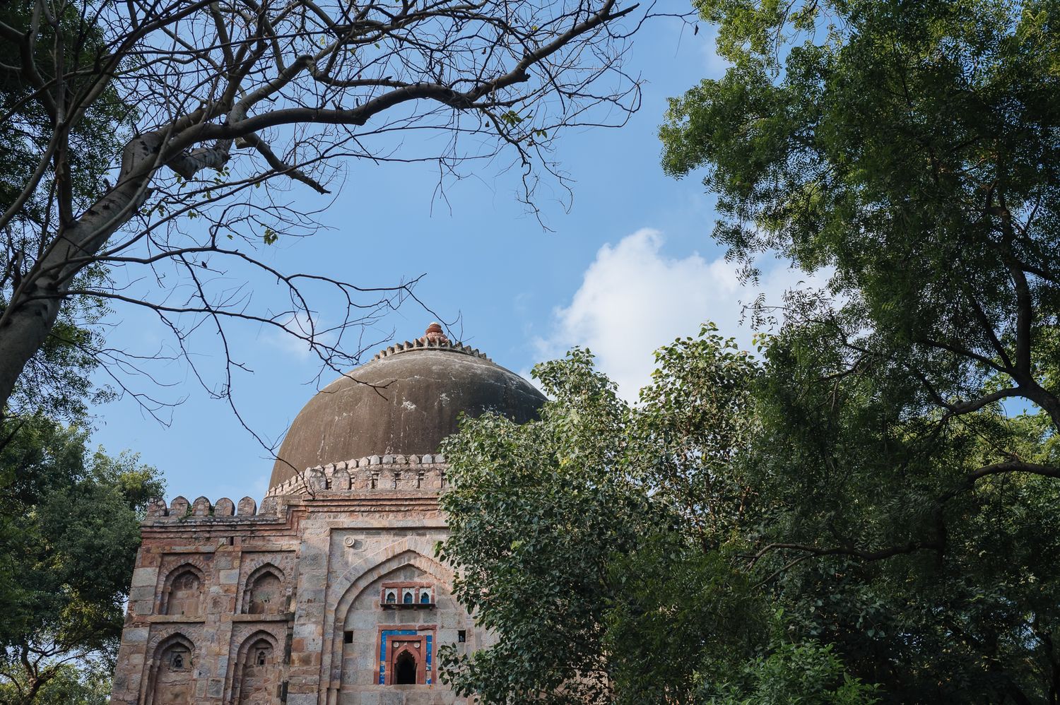 Dreamy pre-wedding couple portrait amidst heritage ruins at Hauz Khas Gardens Delhi