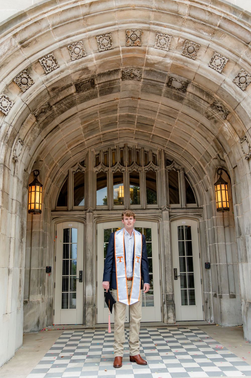 graduate photos knoxville university of tennessee grad pics