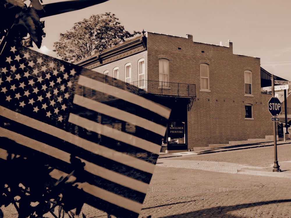 Faded photo of Goeller Printing in Saint Charles, Missouri.