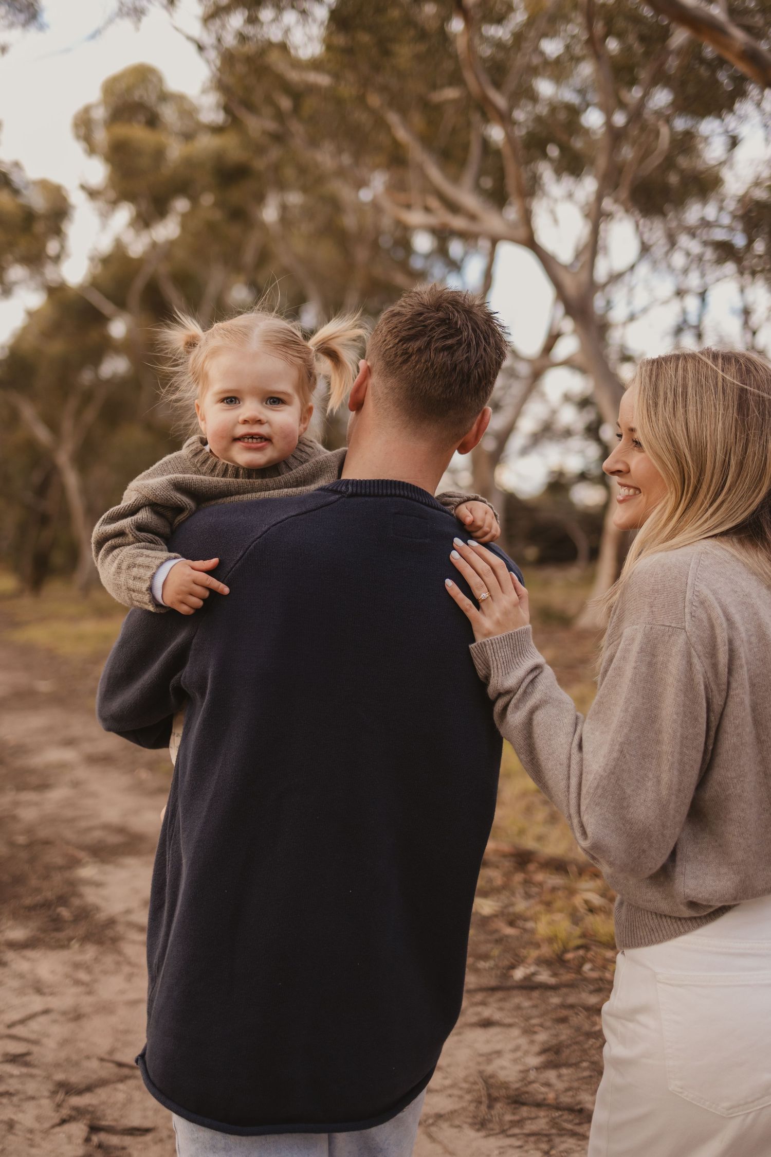 Geelong Lara Torquay Ocean Grove Barwon Heads newborn maternity pregnancy family motherhood couples photographer photography photoshoot