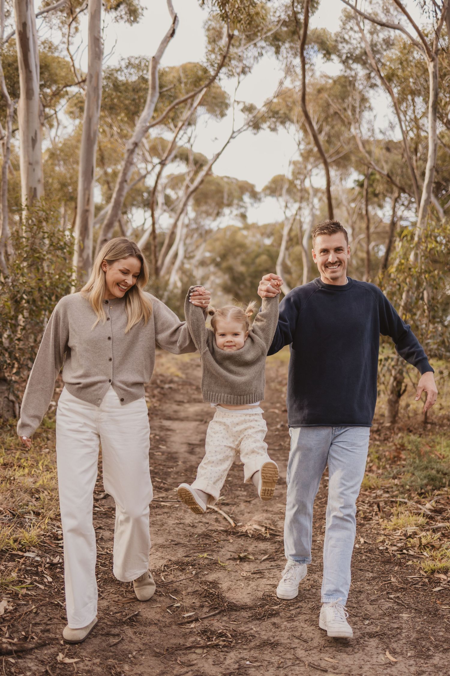 Geelong Lara Torquay Ocean Grove Barwon Heads newborn maternity pregnancy family motherhood couples photographer photography photoshoot