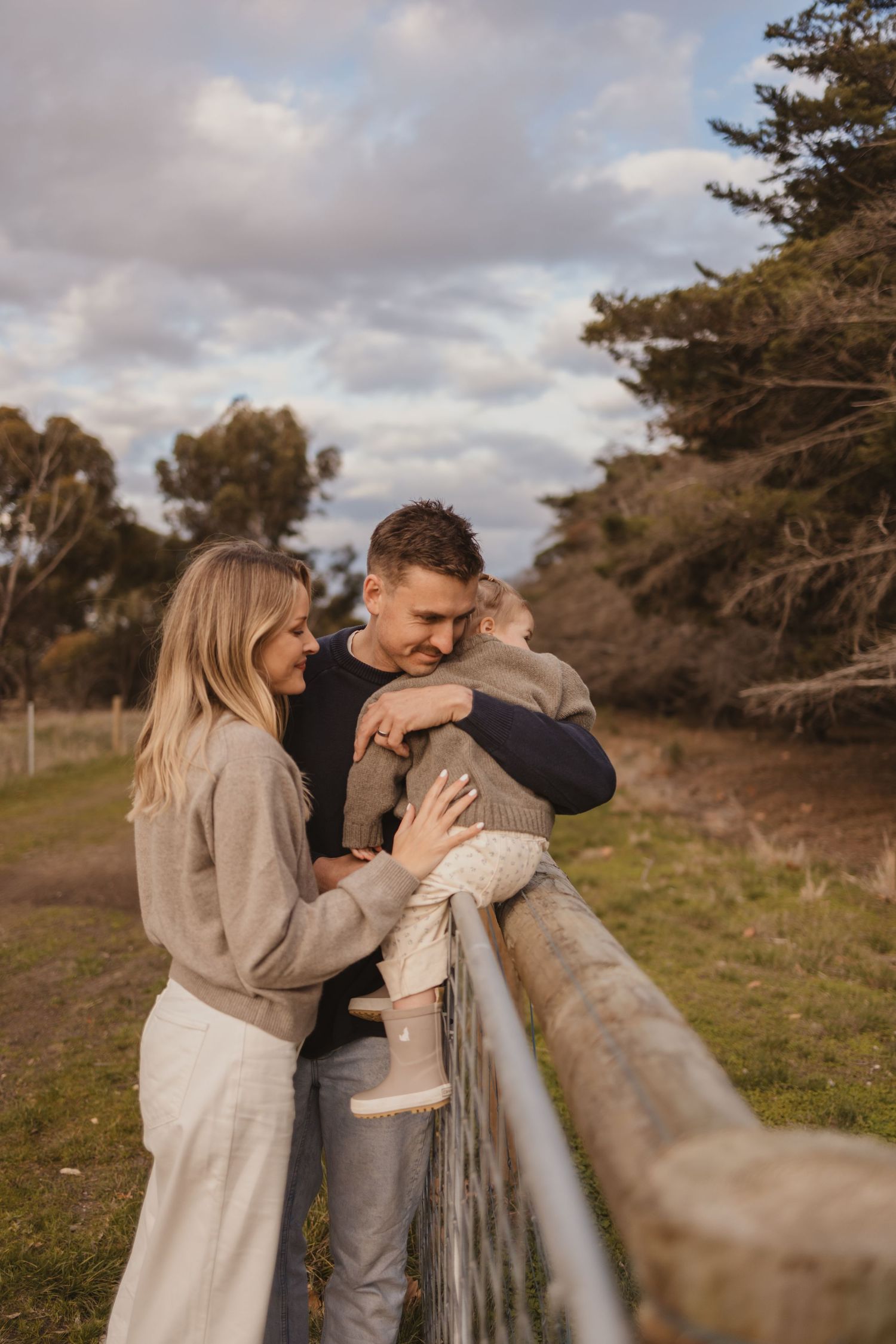 Geelong Lara Torquay Ocean Grove Barwon Heads newborn maternity pregnancy family motherhood couples photographer photography photoshoot