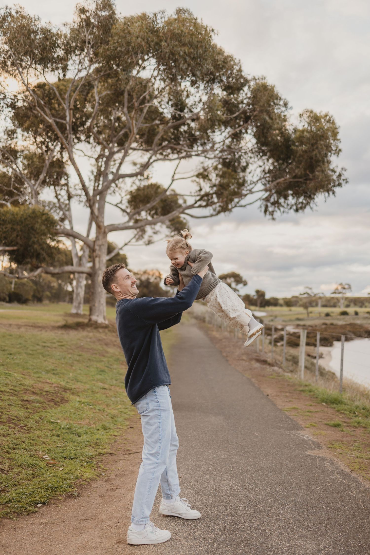 Geelong Lara Torquay Ocean Grove Barwon Heads newborn maternity pregnancy family motherhood couples photographer photography photoshoot