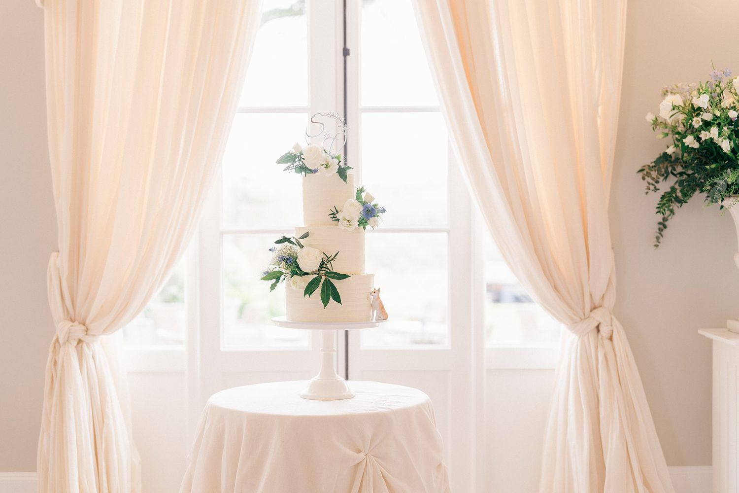 Cozy winter wedding details photographed by Nova Scotia wedding photographer