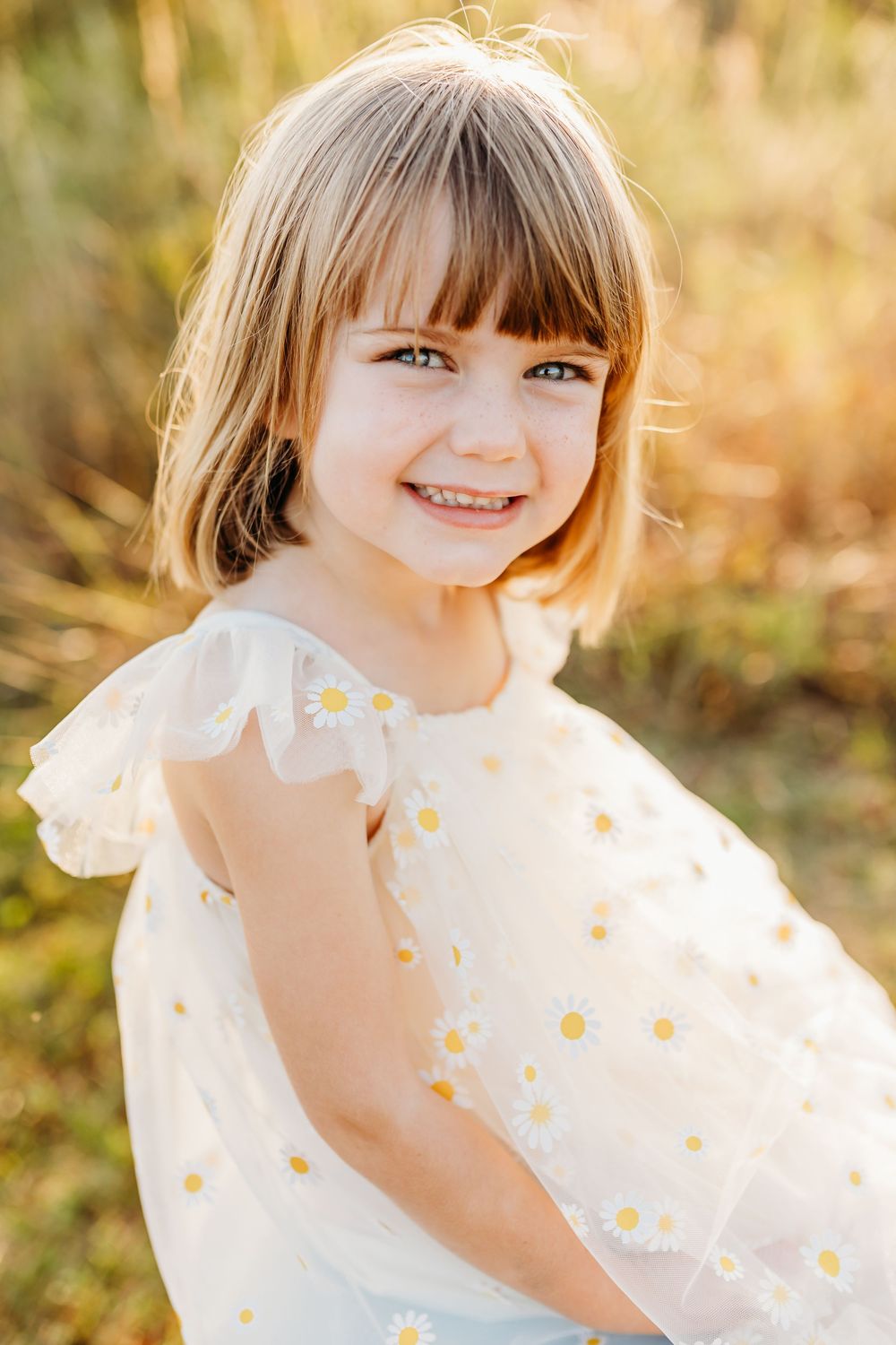 Girl posing for school portrait. Cincinnati and NKY School and Homeschool Portrait Photographer. A modern approach to picture day.