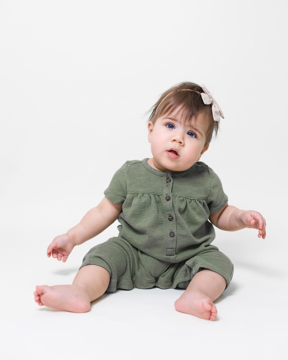 Baby portrait in Toronto.