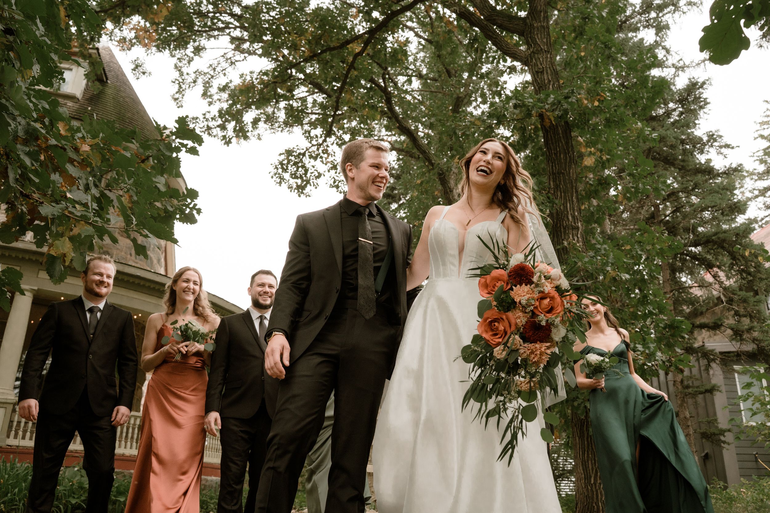Local Manitoba Wedding Photographer photographs newly married Couple